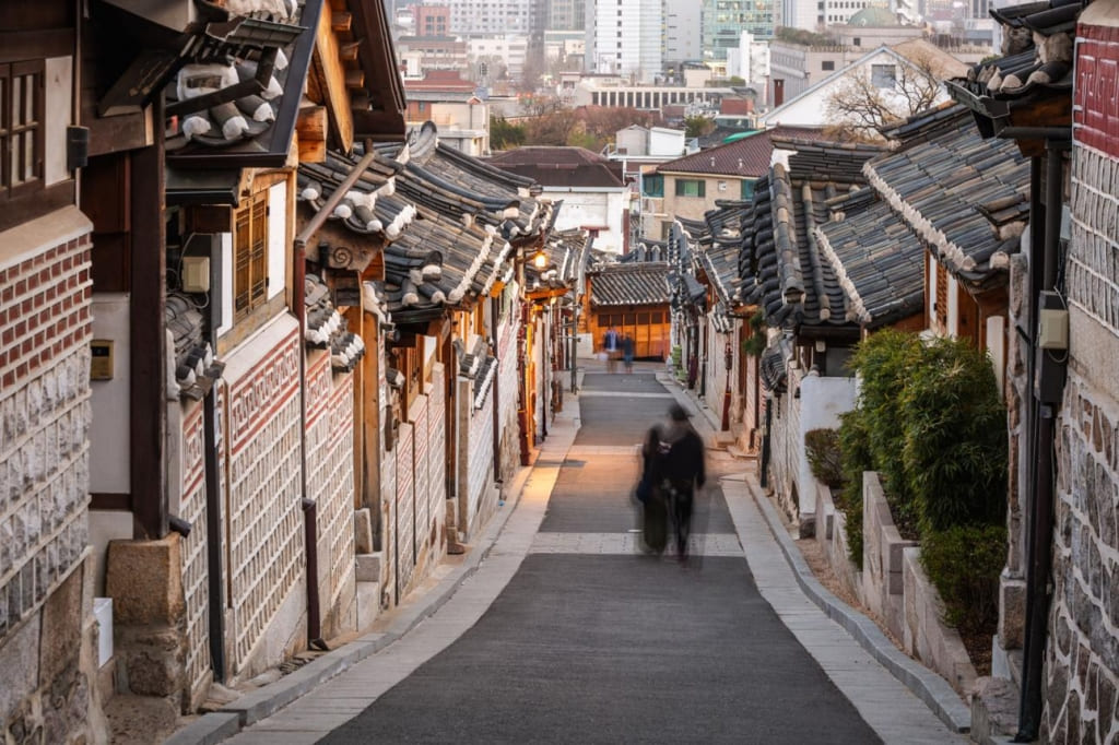 Bukchon Hanok Village alleyway