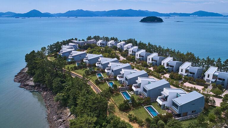 coastal luxury view in Namhae by Ananti Namhae